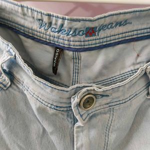 Men Light Wash Denim Jeans