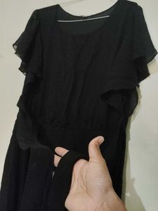 Elegant Black Dress