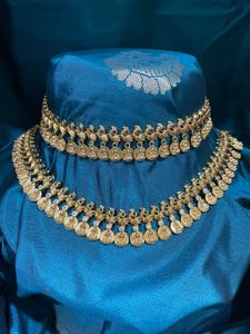 Antique Gold Necklace &amp; Earring Set