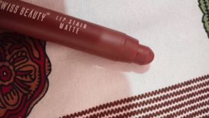 Swiss Beauty Brown Lipstick