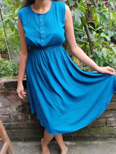 Blue Sleeveless Midi Dress