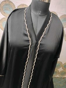 Elegant Waves Black Abaya
