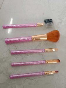 HILARYRHODA Make-up Brushes + A Free Lipstick