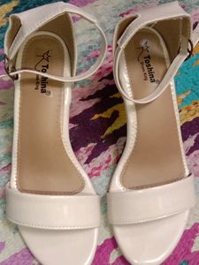Nude Heels🤎