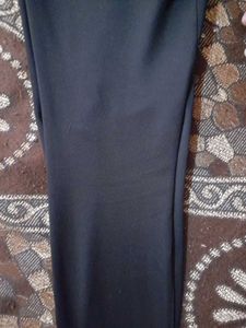 Gym Tights And Sports Bra For Workout