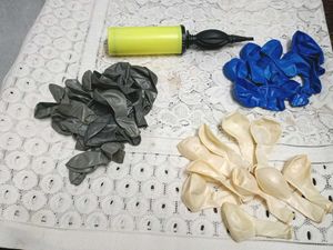 Metallic Balloons with Hand Pump