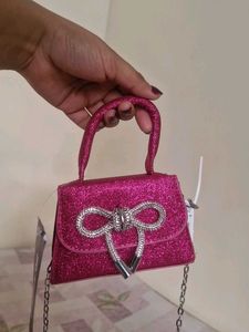 Stylecast Mini Glitter Bag With Sling. (New)