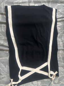 Fancy Sleeveless Top!!