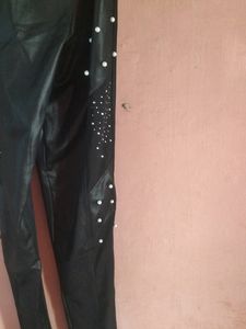 Black Jagging