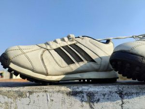 Classic Style Leather Sport Shoes