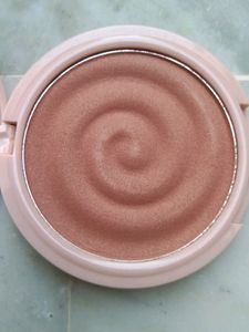 Myglamm K.play Rose Highlighter