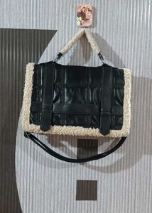 Black &amp; Cream Faux Fur Trim Bag