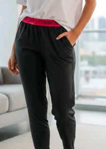 Comfy Black leggings