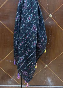 Black Scarf