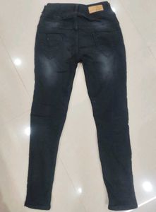 dusky black ripped Jeans