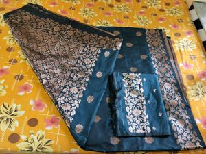 banarasi saree with unstitched blouse