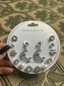 Earring Set: Moon &amp; Stars