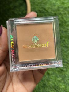 Hilary Rhoda Oil Control Compact Medium Shade