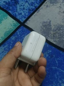 Apple 10W Adapter