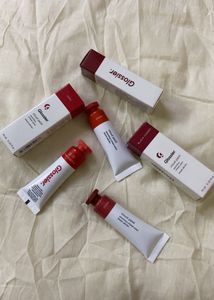 GLOSSIER BLUSH