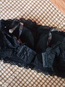 ✨Black Padded Bra✨