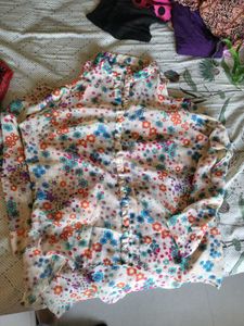 42 bust Colorful Tops Bundle 5+1