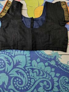 Floral Print Saree with Embellishments