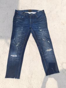 ZARA Straight Fit Limited Edition