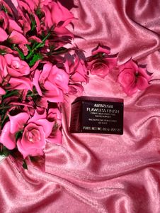 Charlotte Tilbury Compact Powder