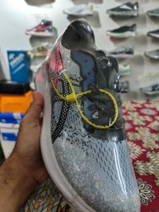 asics shoe