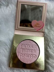 Too Faced Pinker Times Ahead Highlighter