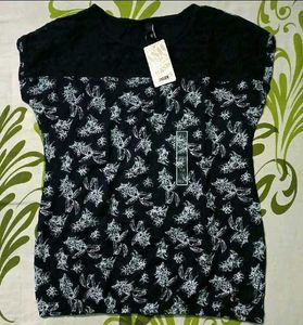 Max Women Wear T-shirt