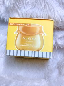 Dot And Key Vitamin C + E Super Bright Moisturizer
