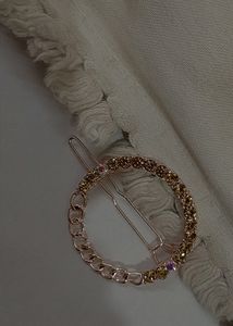 Aesthetic Golden Hair Clip 🦋🌼✨