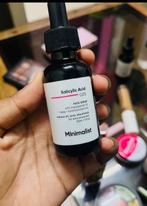 Minimalist Salicylic Acid& Aplha Arbutin