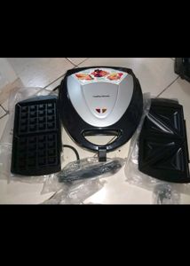 Morphy Richard 3in One Toaster