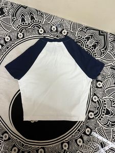 Navy &amp; White Raglan Sleeve Crop Top – Size M