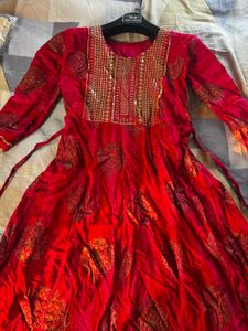 Red & Gold Embroidered Kurta