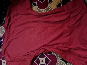 Maroon Graphic Print Tee