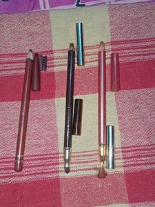 2 Lipliners &amp;1 Eyebrow Pencil With Brushes