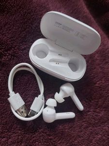 Noise Earbuds - White