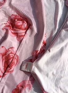 Brand New (Urbanic)Satin Floral Rose Pink Crp Top