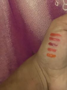Lipstick Bundle: 5 Fashion Craze Styles
