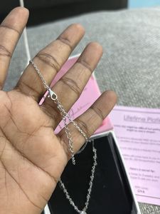 IVA Delicate Pendant Necklace