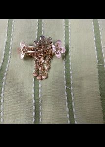 Peacock Model Stone Clutch Clip