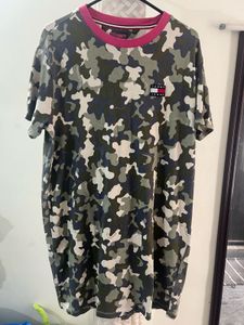 Stylish Camo Print Top