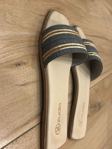 Zudio Denim Sliders