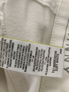 White Jeans (Women&#39;s)