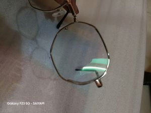 SUNGLASS ( BRAND NEW )
