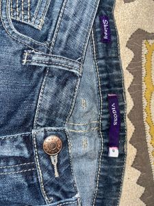 Stylist Jeans